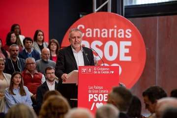 Los socialistas de Telde arropan a un Pedro Sánchez convencido del triunfo de su partido en las Islas/Acfi Press y TA.